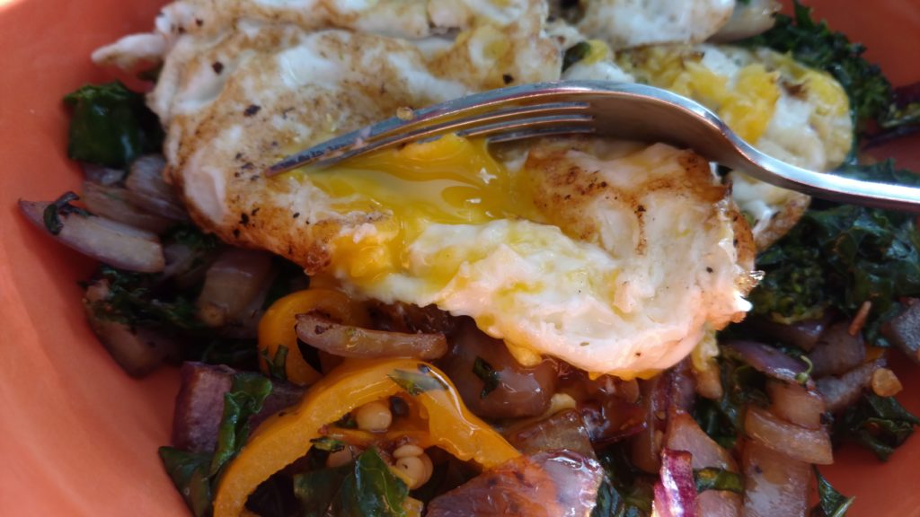 egg and veggie hash