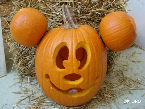 mickey-mouse-pumpkin